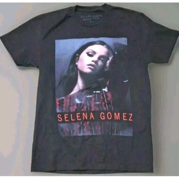 Selena Gomez Official Revival Tour T-Shirt 2016 Adult Size Small - Picture 1 of 7
